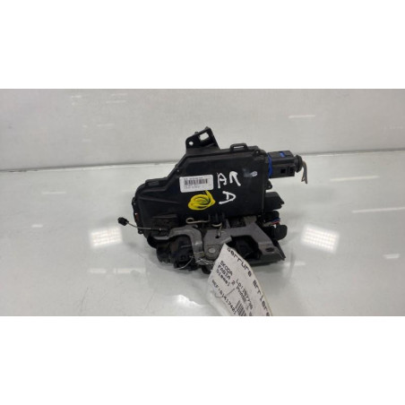 Serrure arriere droit SKODA FABIA 2