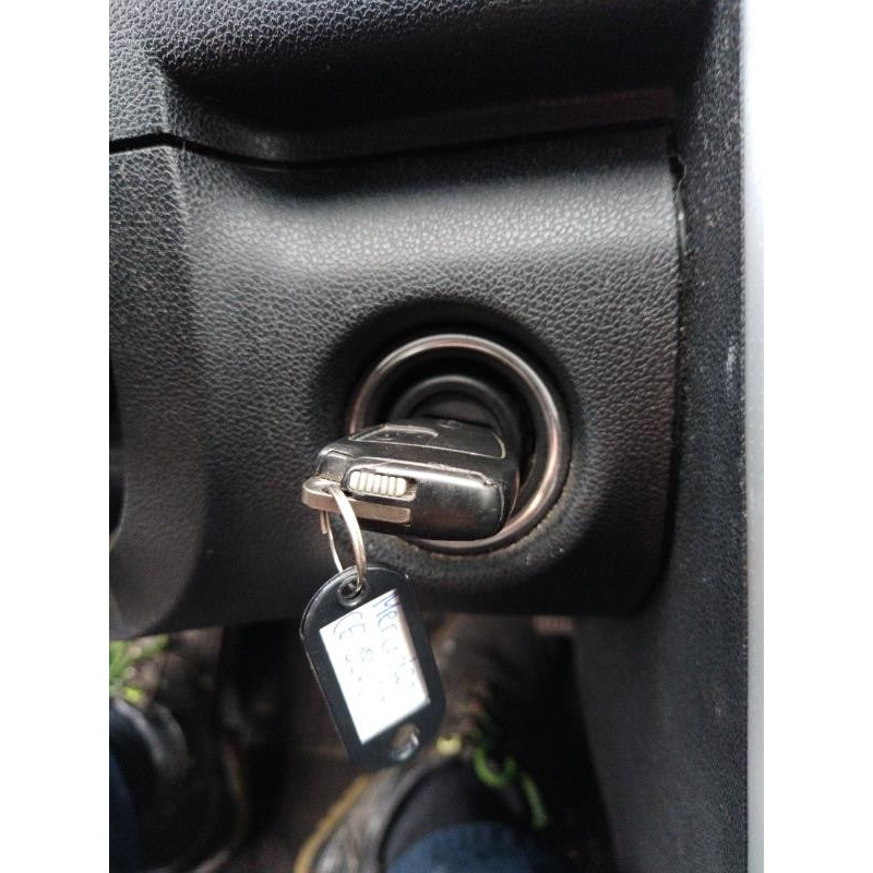 Trappe d'essence MERCEDES CLASSE A 169 Photo n°8