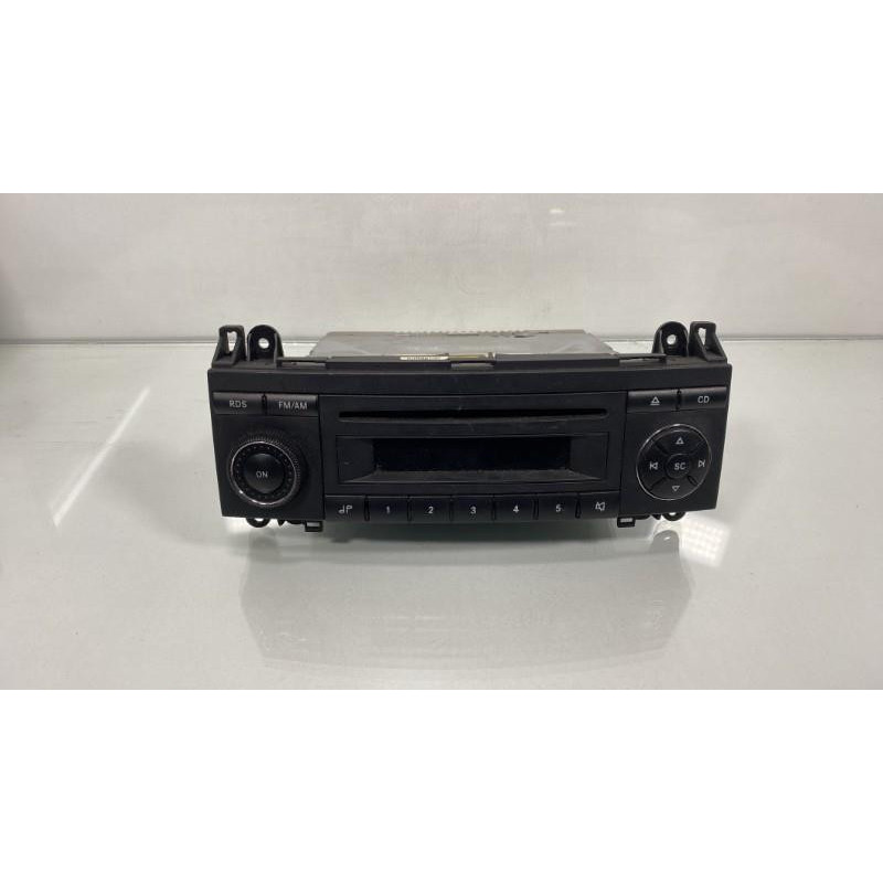 Autoradio d'origine MERCEDES CLASSE A 169 Photo n°2