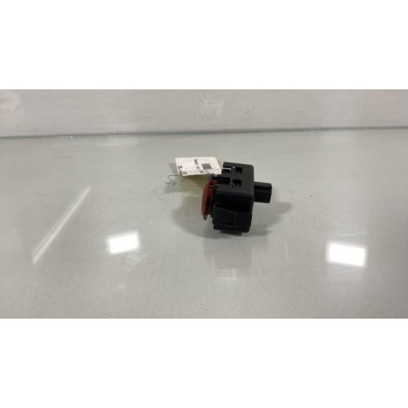 Bouton de warning RENAULT CLIO 3 Photo n°1