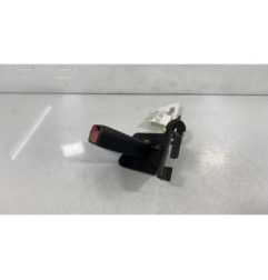 Attache ceinture arriere droit AUDI A6 3 Photo n°1