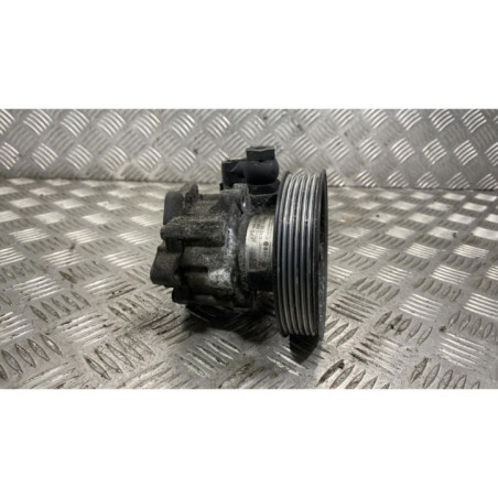 Pompe de direction AUDI A6 3 Photo n°1