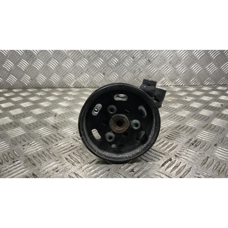 Pompe de direction AUDI A6 3 Photo n°4