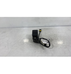 Attache ceinture arriere gauche PEUGEOT 207