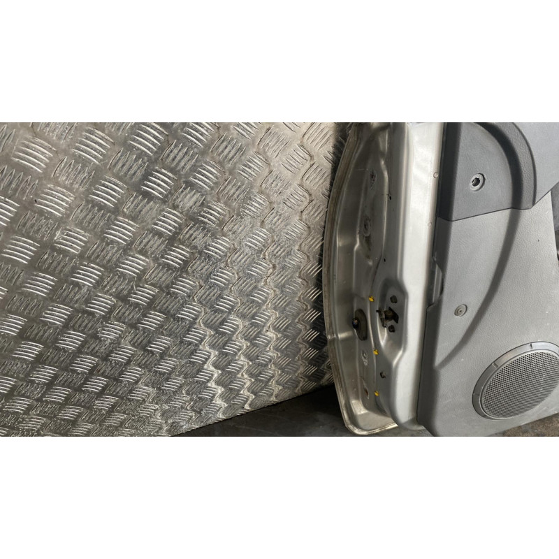 Porte avant droit KIA CARENS 2 Photo n°4