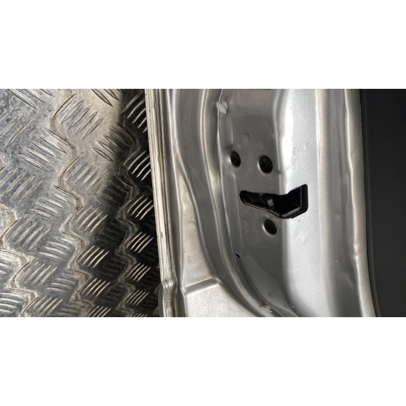 Porte avant gauche KIA CARENS 2 Photo n°3