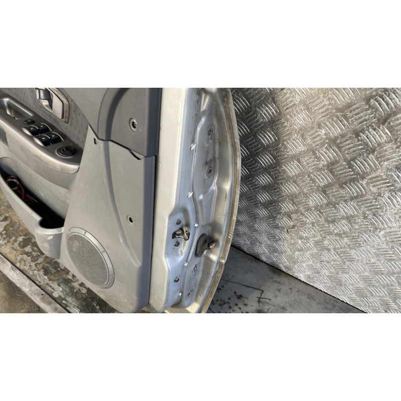 Porte avant gauche KIA CARENS 2 Photo n°4