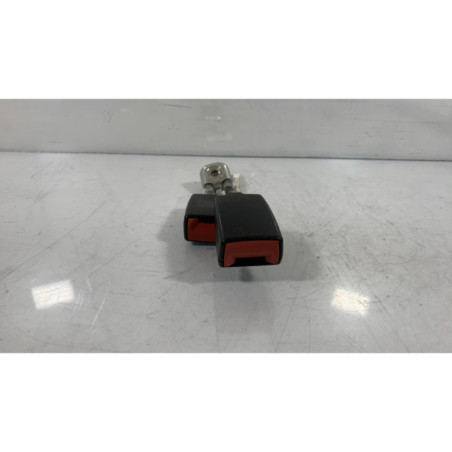Attache ceinture arriere gauche SEAT EXEO Photo n°1