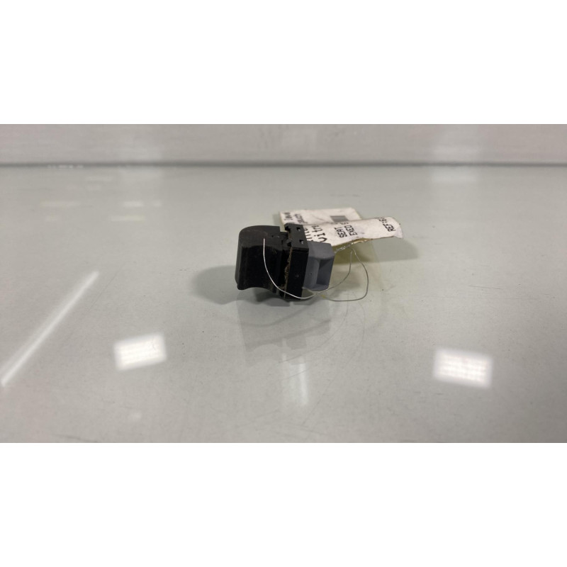 Interrupteur de leve vitre arriere gauche SEAT EXEO Photo n°3