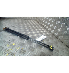 Verin de coffre SEAT EXEO Photo n°1