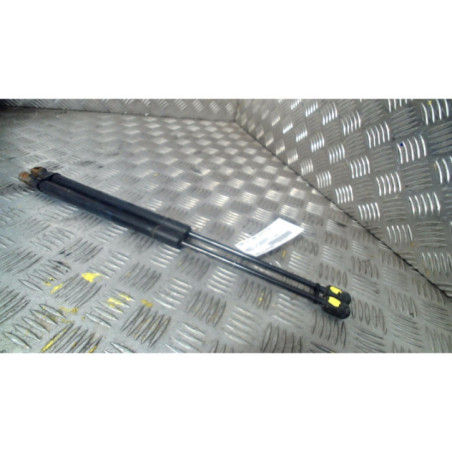 Verin de coffre SEAT EXEO Photo n°1