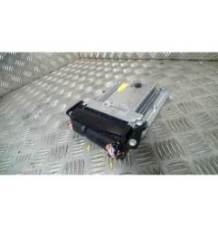 Calculateur moteur SEAT EXEO Photo n°1