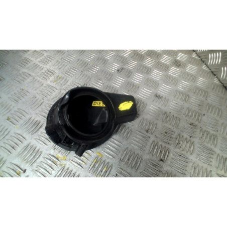 Trappe d'essence PEUGEOT 5008 1