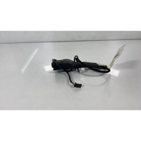 Attache ceinture avant droit PEUGEOT 108 Photo n°1