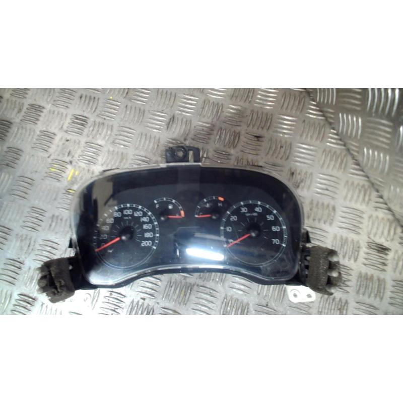 Compteur FIAT PANDA 2 Photo n°1