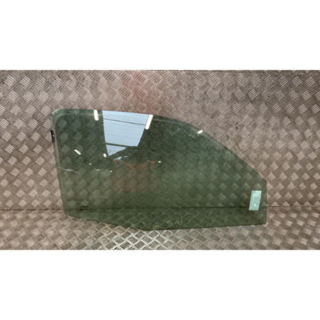Vitre avant droit RENAULT CLIO 2 CAMPUS Photo n°1
