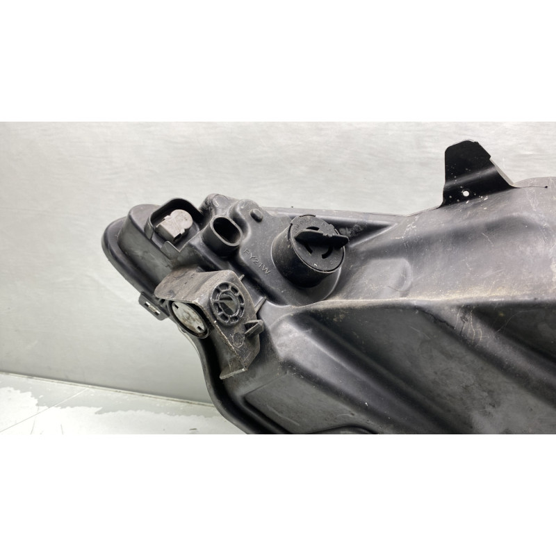 Optique avant principal droit (feux)(phare) PEUGEOT 1007 Photo n°4