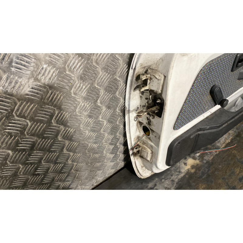 Porte avant droit PEUGEOT 106 Photo n°6
