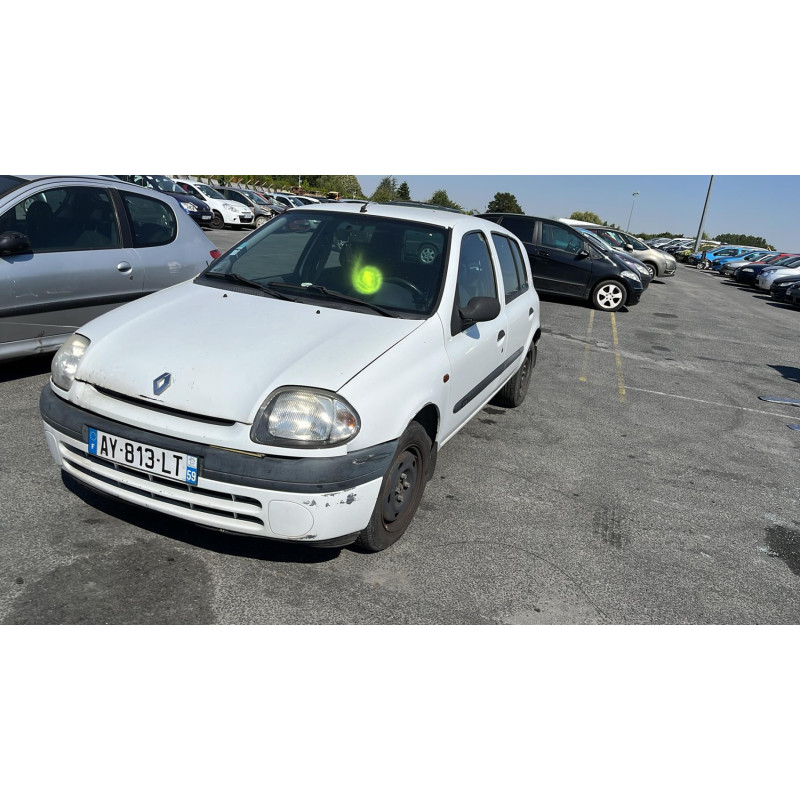 Aile avant gauche RENAULT CLIO 2 Photo n°5