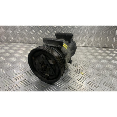 Compresseur clim RENAULT CLIO 2 Photo n°1