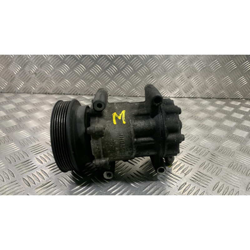 Compresseur clim RENAULT CLIO 2 Photo n°5