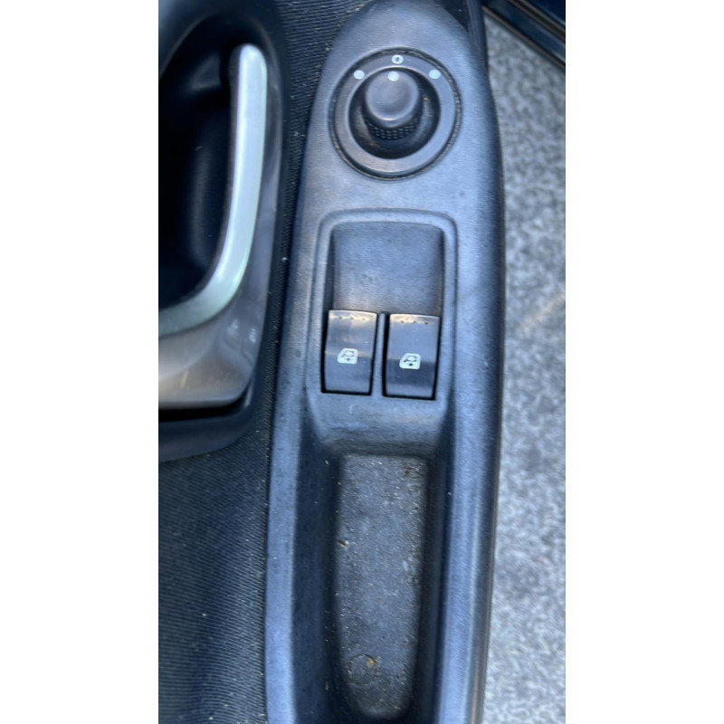Compresseur clim RENAULT CLIO 2 Photo n°10