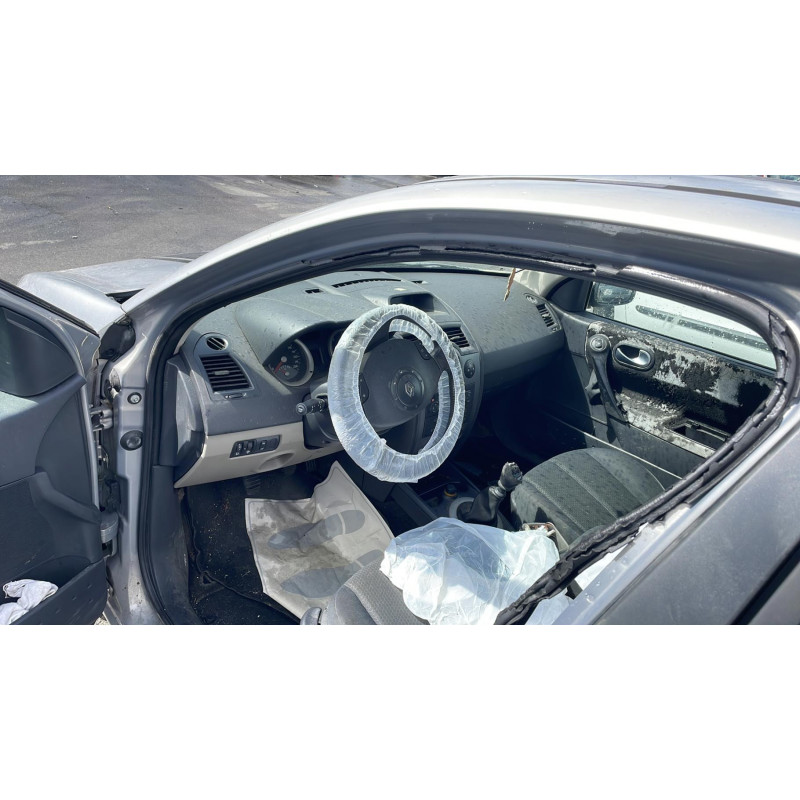 Compresseur clim RENAULT MEGANE 2 Photo n°10