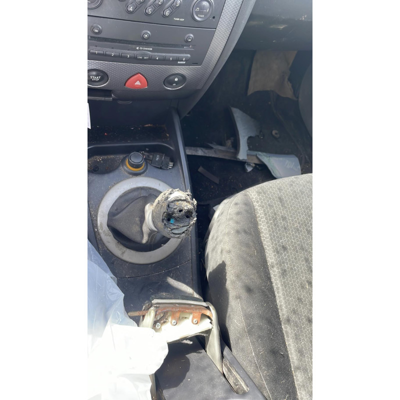 Compresseur clim RENAULT MEGANE 2 Photo n°15
