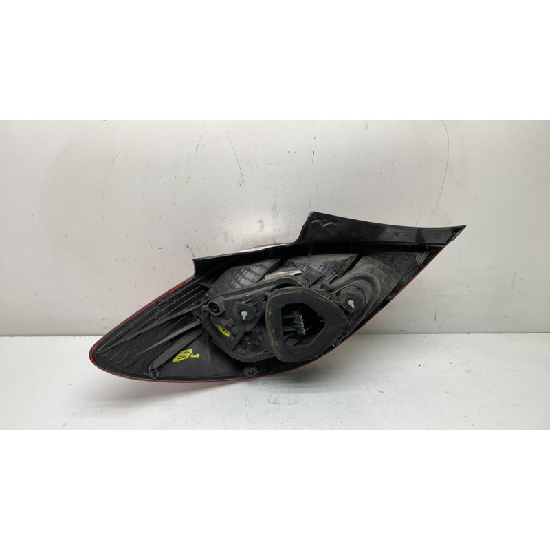 Feu arriere principal droit (feux) OPEL CORSA D Photo n°3
