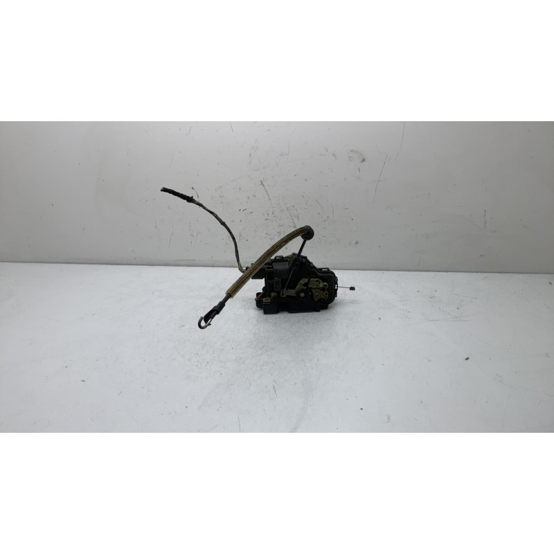 Serrure avant droit SEAT TOLEDO 2 Photo n°1