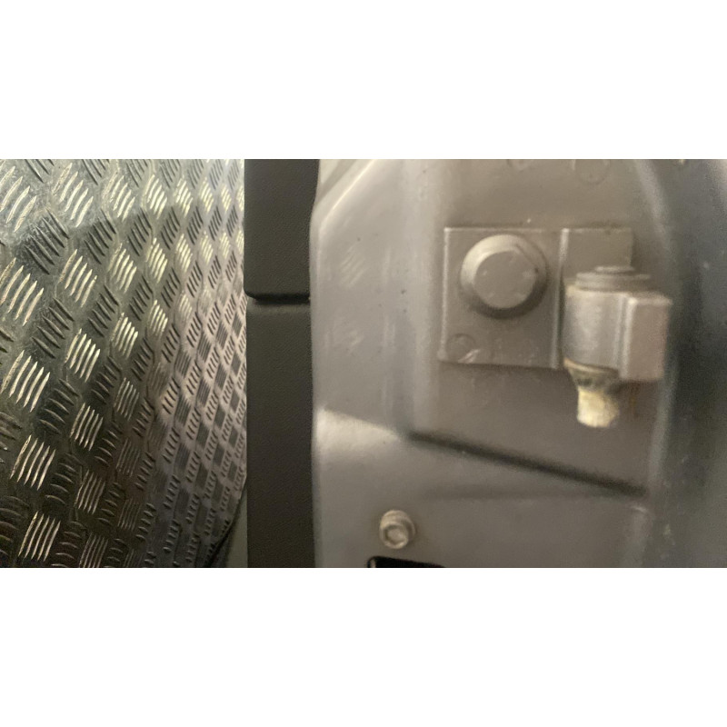 Porte avant gauche FIAT GRANDE PUNTO Photo n°3