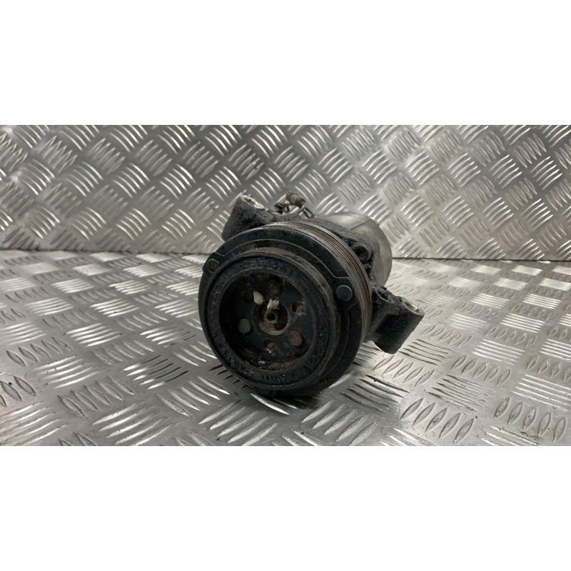 Compresseur clim BMW SERIE 3 E46 Photo n°1