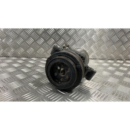 Compresseur clim BMW SERIE 3 E46 Photo n°1