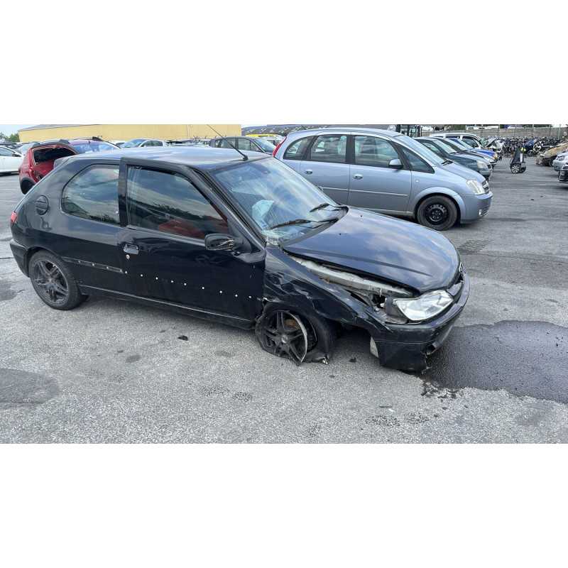 Calandre PEUGEOT 306 Photo n°4