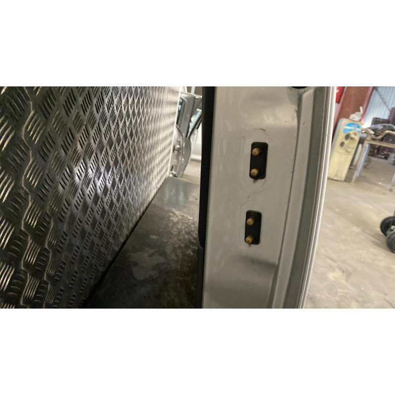 Porte laterale gauche MERCEDES VANEO 414 Photo n°8