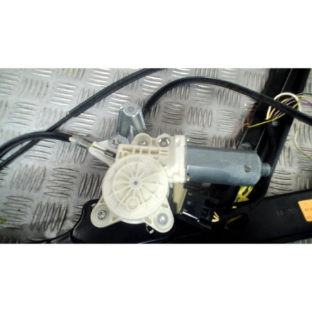 Leve vitre electrique avant droit MERCEDES VANEO 414