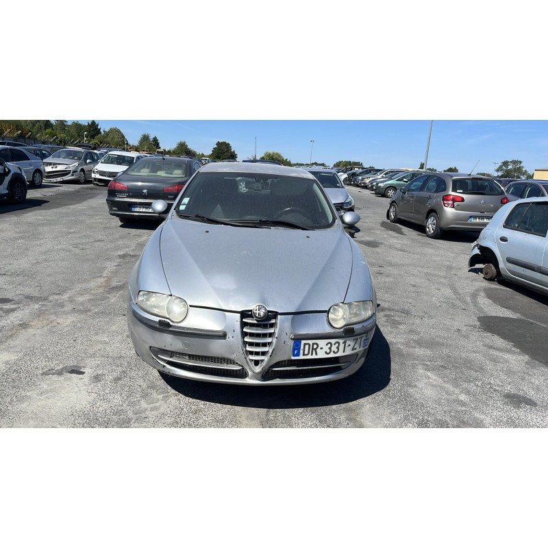 Feu arriere secondaire droit (feux) ALFA ROMEO 147 Photo n°10