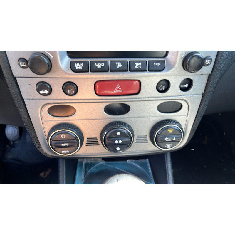 Feu arriere secondaire gauche (feux) ALFA ROMEO 147 Photo n°15