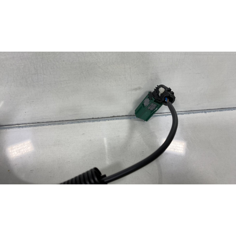 Pretensionneur de ceinture avant droit OPEL CORSA C Photo n°1