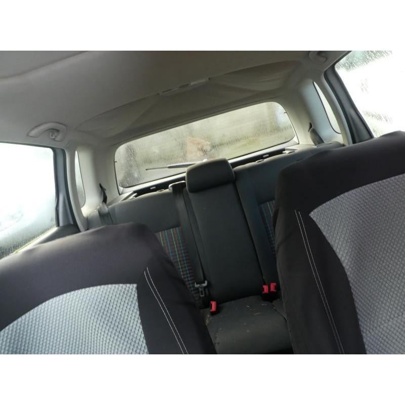Pretensionneur de ceinture avant droit VOLKSWAGEN POLO 4 Photo n°7