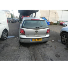 Pretensionneur de ceinture avant droit VOLKSWAGEN POLO 4