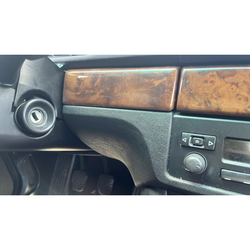 Verin de capot BMW SERIE 5 E39 Photo n°12