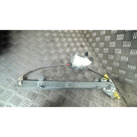 Leve vitre electrique avant droit NISSAN MICRA 3 Photo n°1