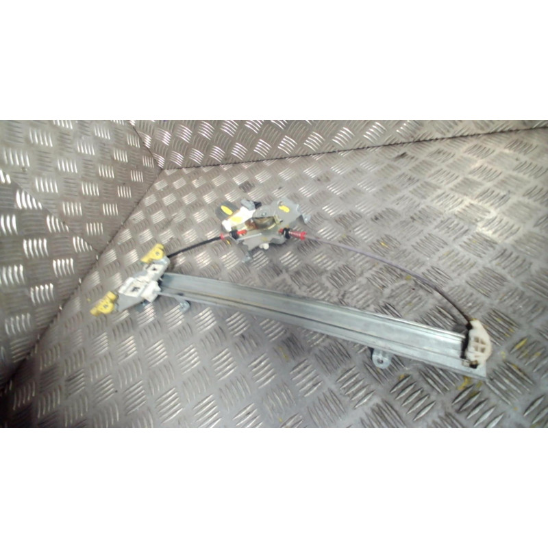 Leve vitre electrique avant droit NISSAN MICRA 3 Photo n°2