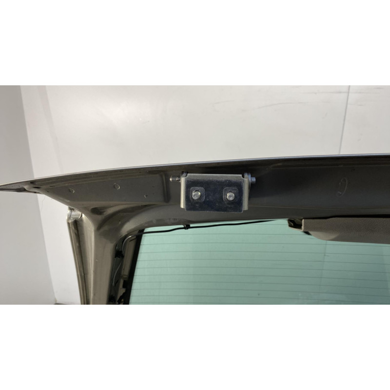 Malle/Hayon arriere FORD MONDEO 2 Photo n°5