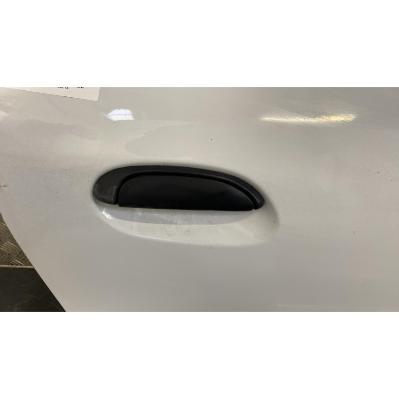Porte avant droit RENAULT CLIO 2 CAMPUS Photo n°7