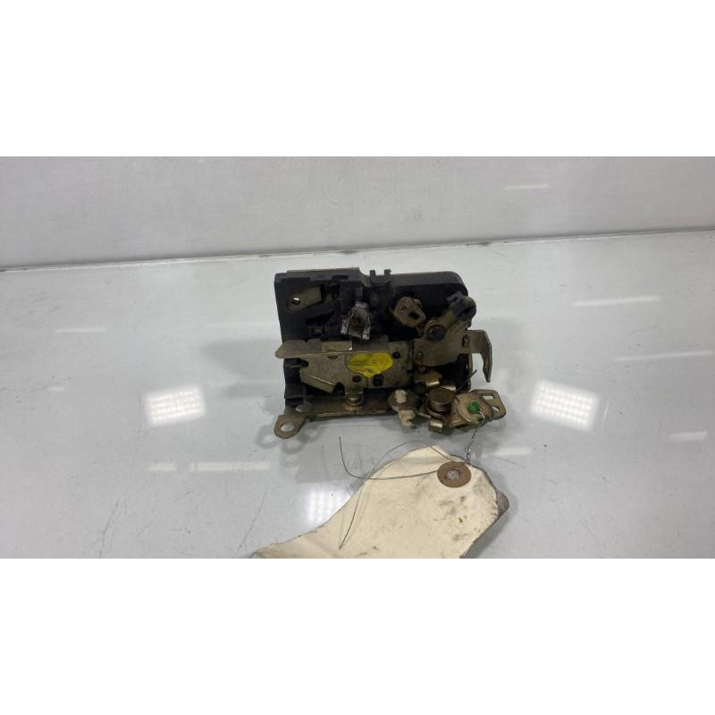 Serrure avant droit RENAULT MASTER 2 Photo n°1