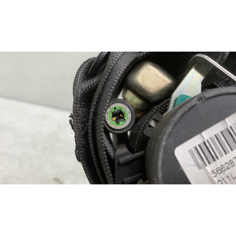 Pretensionneur de ceinture avant gauche MERCEDES VANEO 414 Photo n°1