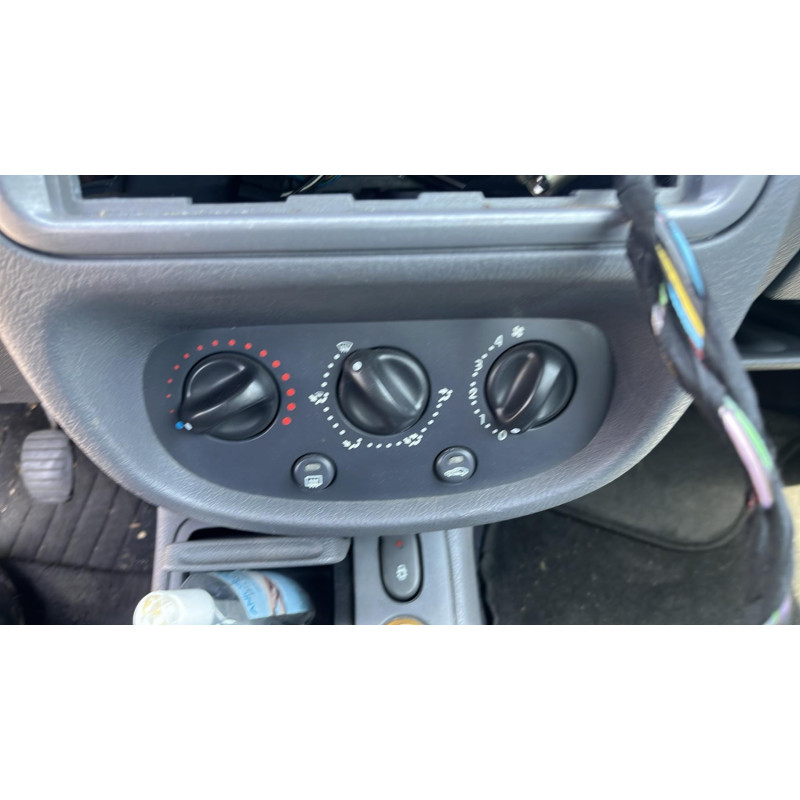 Fermeture de capot RENAULT CLIO 2 Photo n°7