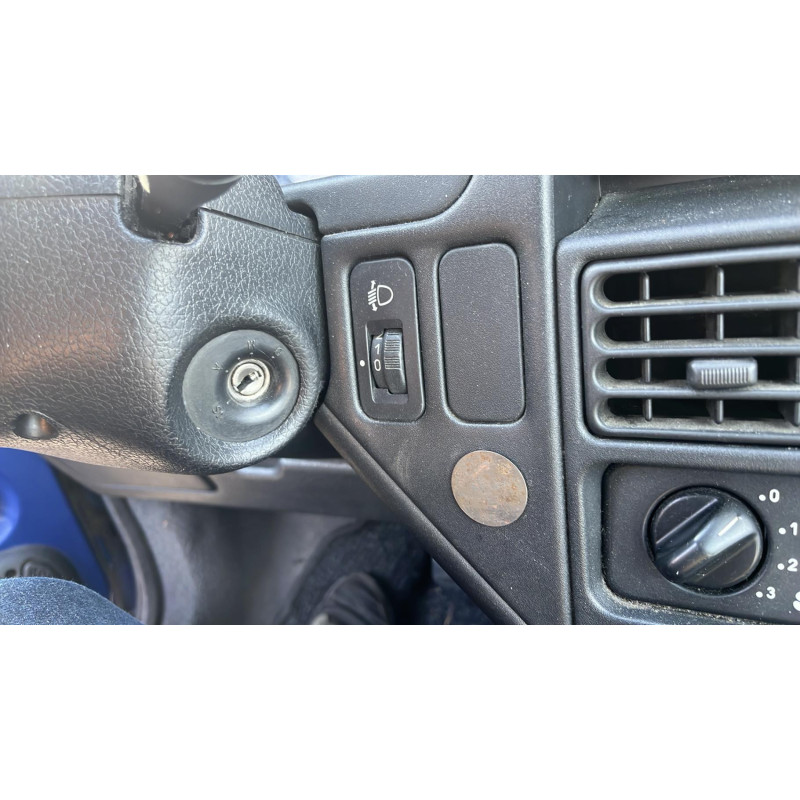 Poignee porte arriere droit PEUGEOT 106 Photo n°5